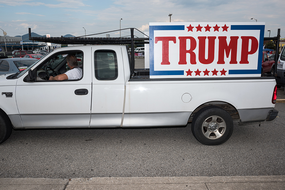 Trump Truck 1297